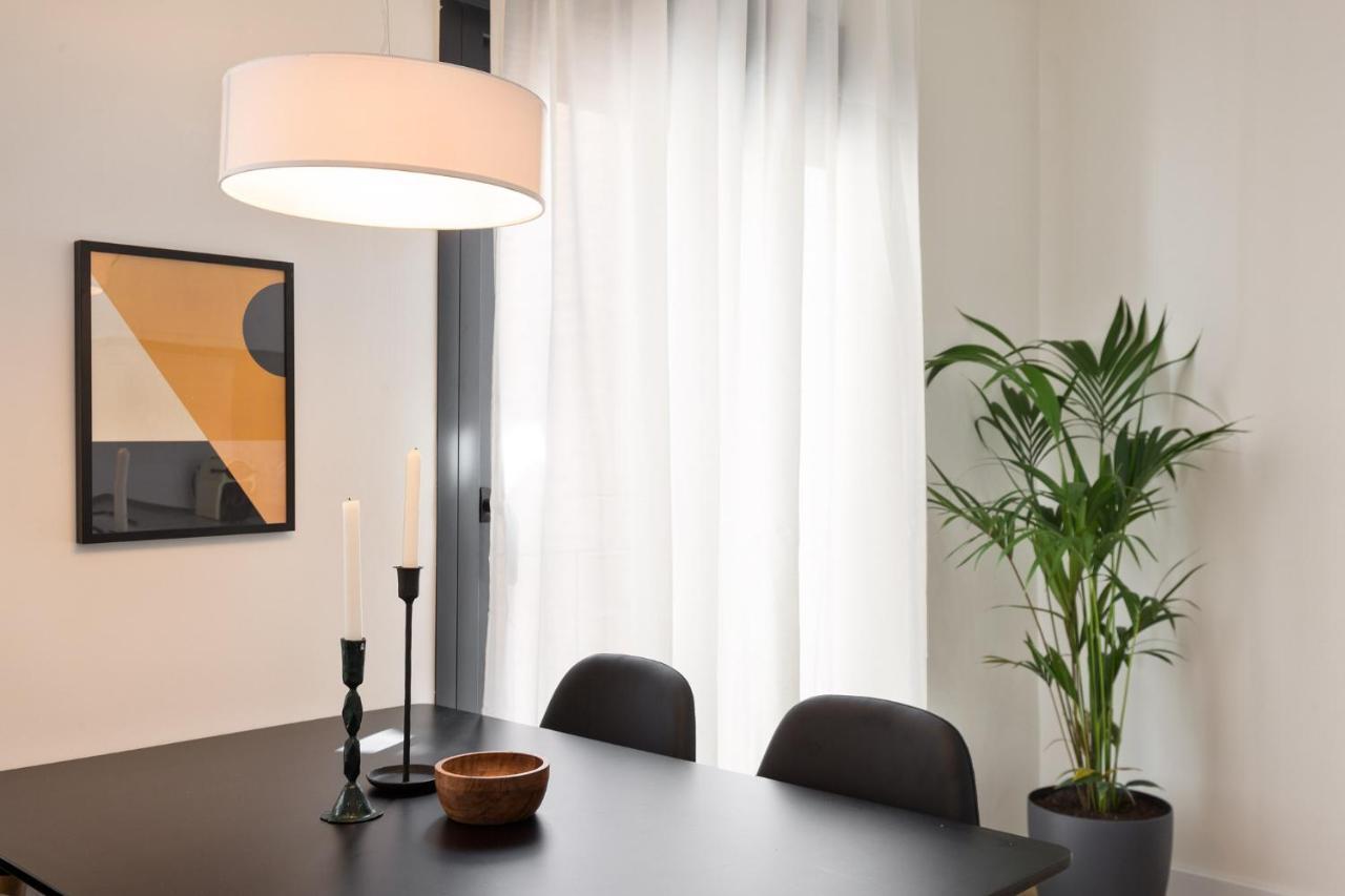 Urban Chill Apartments By Olala Homes L'Hospitalet de Llobregat Exteriör bild